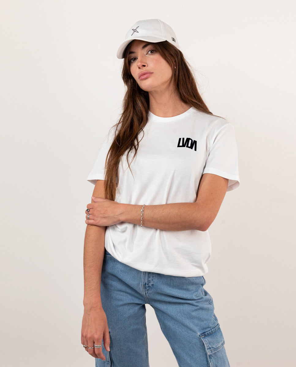 CAMISETA BÁSICA LVDA
