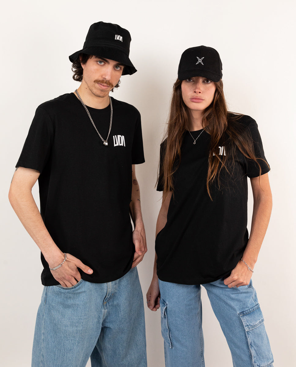 CAMISETA BÁSICA LVDA